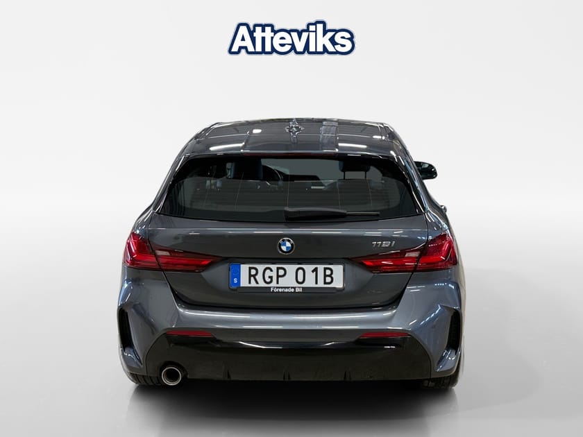Bild 4 av BMW 118i M-Sport/P-Sensorer/Sportstolar
