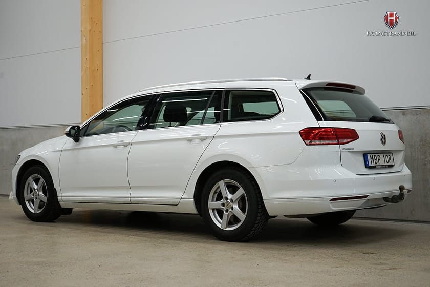 Bild 4 av Volkswagen Passat Sportscombi 1.5 TSI Active Info Drag Kamera Carplay