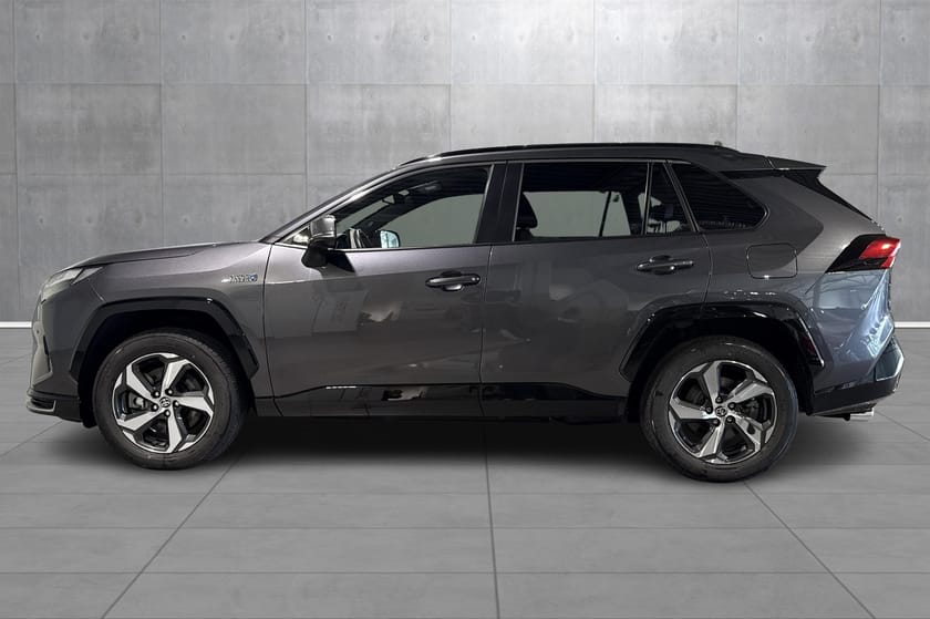 Bilde 2 av Toyota RAV4 Plug-in Hybrid Active Tech / AWD / Velholdt / 1 eier