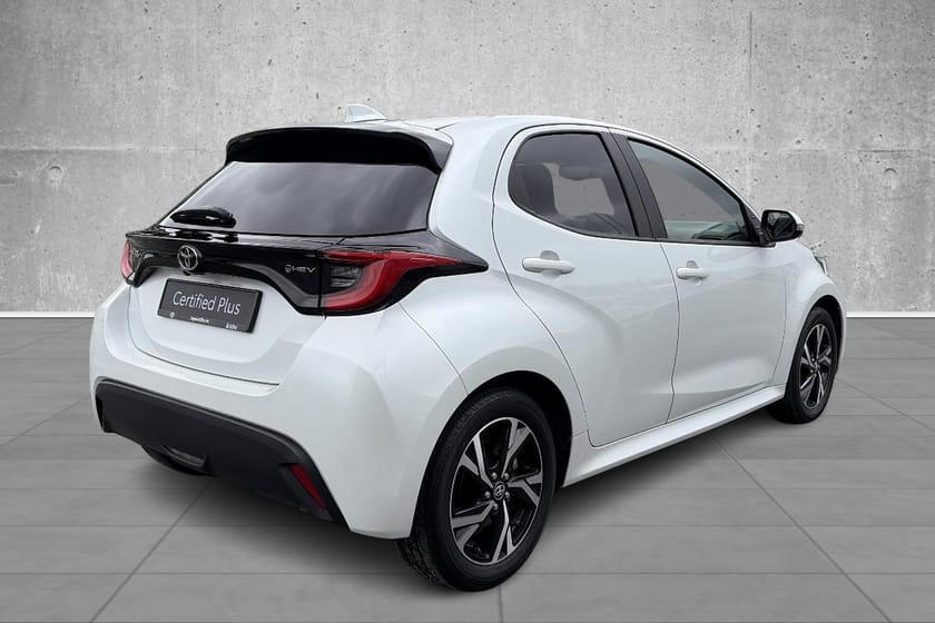 Bilde 5 av Toyota Yaris Hybrid 115 1.5 Active Tech. Stor service tatt 2026.