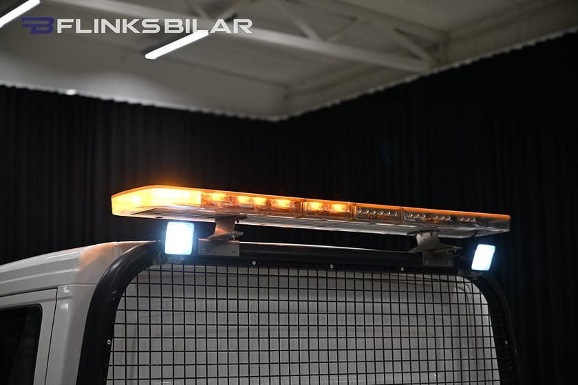 Bild 4 av Volkswagen Crafter Chassi Double Cab 2.0 TDI 177HK Automat|Flak|Inredd|LED|Drag|Värmare|Moms