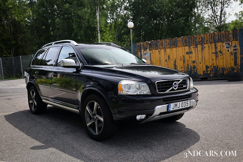 Bild 3 av Volvo XC90 7-säten D5 AWD R-Design Glastaklucka Dragkrok
