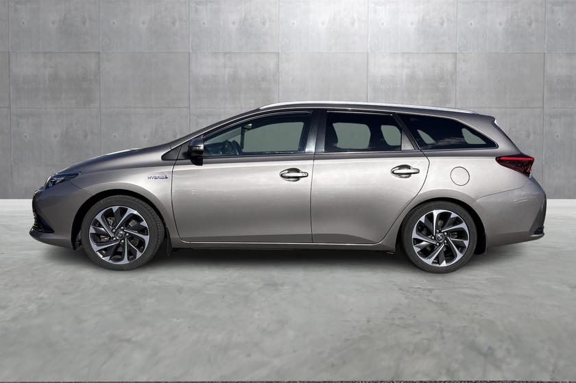Bilde 2 av Toyota Auris Touring Sports Hybrid 1.8 Style I Hengerfeste