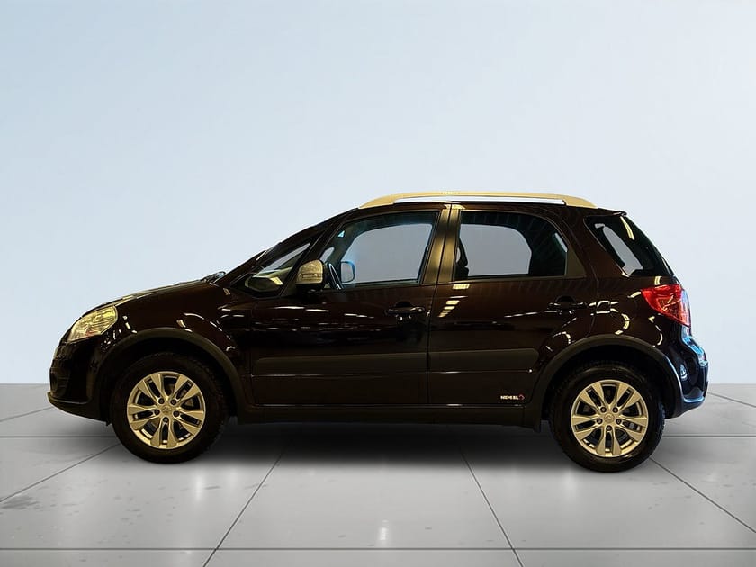 Bild 4 av Suzuki SX4 1.6 DOHC 16V VVT 4x4 SoV-Däck/P-Sens/MoK-Värmare
