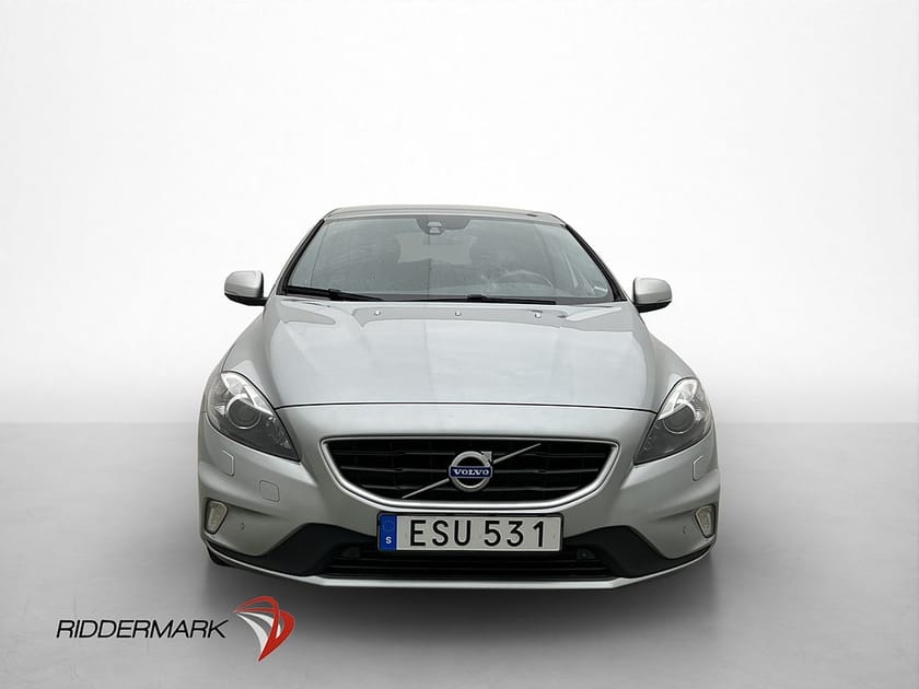 Bild 2 av Volvo V40 T2 122hk R-Design Värmare Skinn/Alcantara