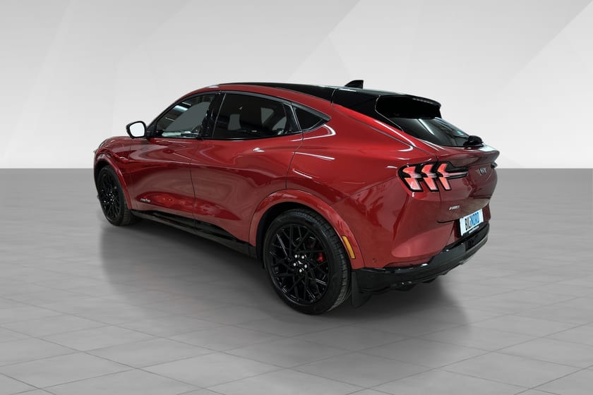 Bilde 5 av Ford Mustang Mach-E GT GT, Panoarama, 360, El.seter, ACC, 487HK