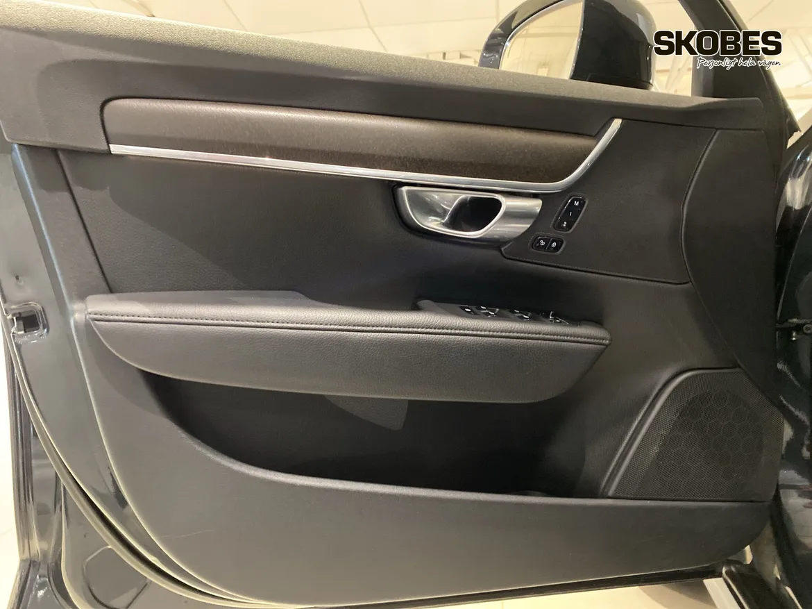 Volvo V90 Cross Country