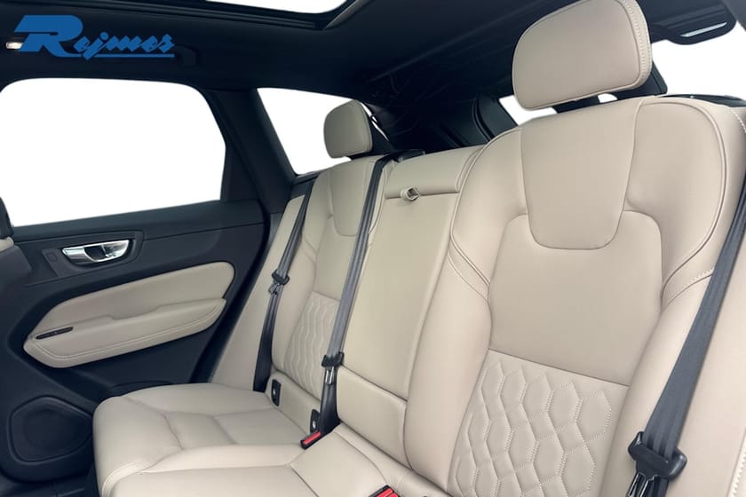 Bild 5 av Volvo XC60 T6 Plus Dark Nordic Edition