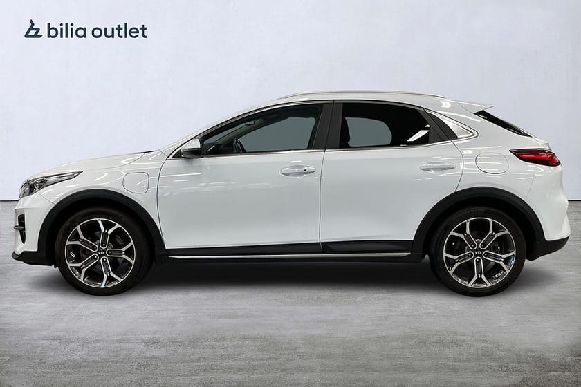 Bild 3 av Kia XCeed Plug-in Hybrid DCT 141hk Backkamera Navigation
