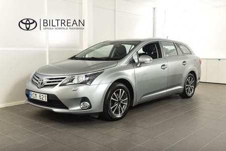 Toyota Avensis Kombi 1.8 Business Backkamera Drag LÅGMIL S&V-Hjul