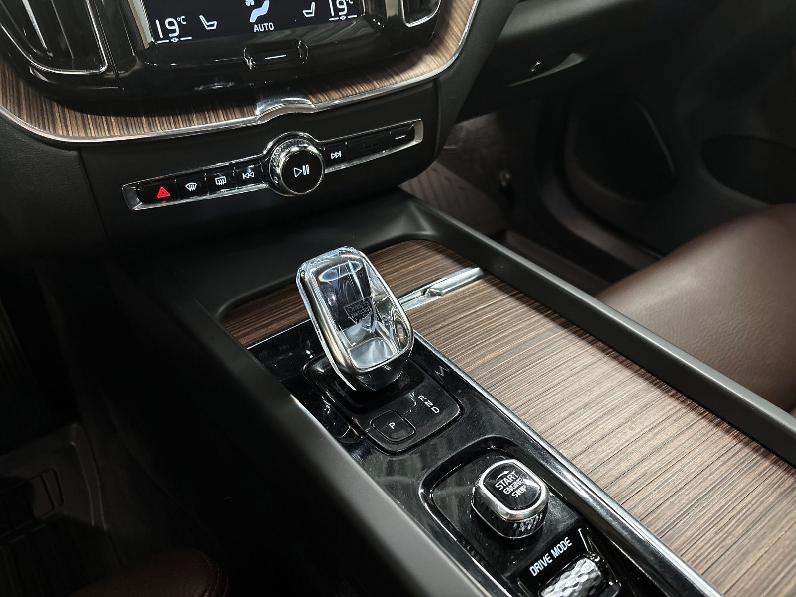 Volvo XC60 Recharge T6 AWD Geartronic, 341hp, 2021
