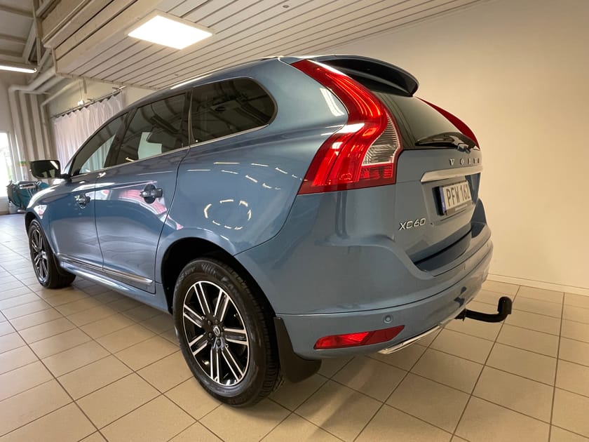 Bild 3 av Volvo XC60 D4 AWD Classic Summum Drag Nav