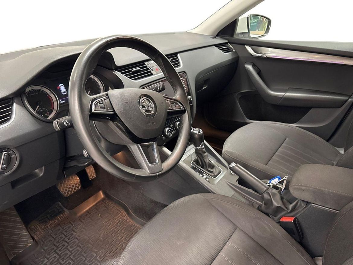 Škoda Škoda Octavia Kombi — bild 10