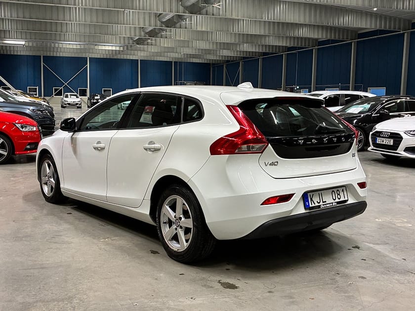 Bild 5 av Volvo V40 D2 115Hk Kamrem bytt | Bränslevärmare