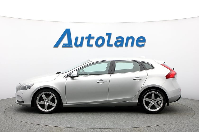 Bild 5 av Volvo V40 D2 Summum, Kamera, Elstol, Värmare, Skinn 115hk