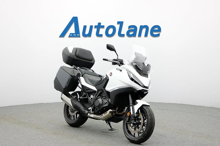 Bild 1 av Honda Powersports NT 1100A NT1100A *Farthållare, Carplay* Sommarkampanj 4,99%