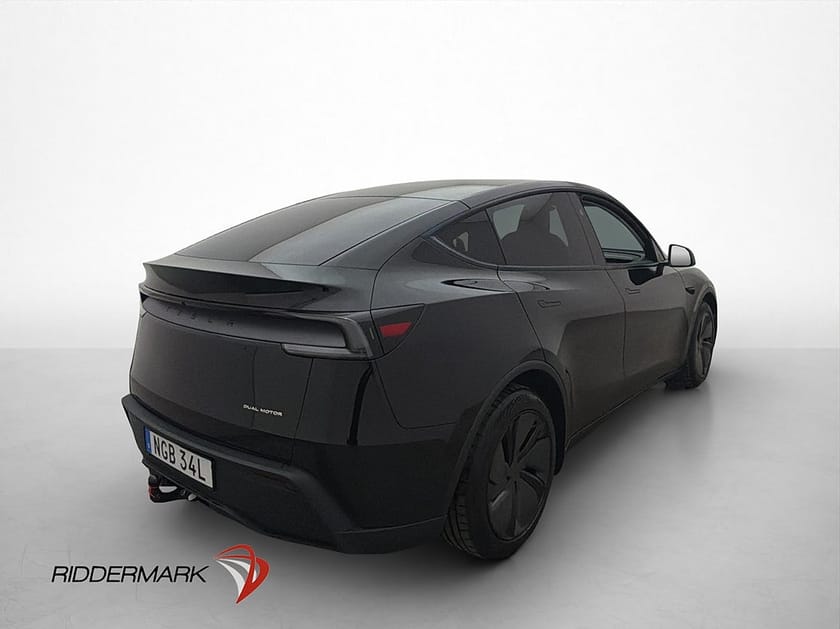 Bild 5 av Tesla Model Y Long Range AWD Dragkrok Värmepump Autopilot