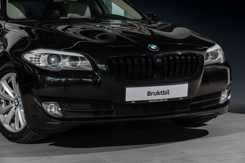 Bilde 2 av BMW 520d Touring 163hk Krok Webasto Panorama Comfort-stoler