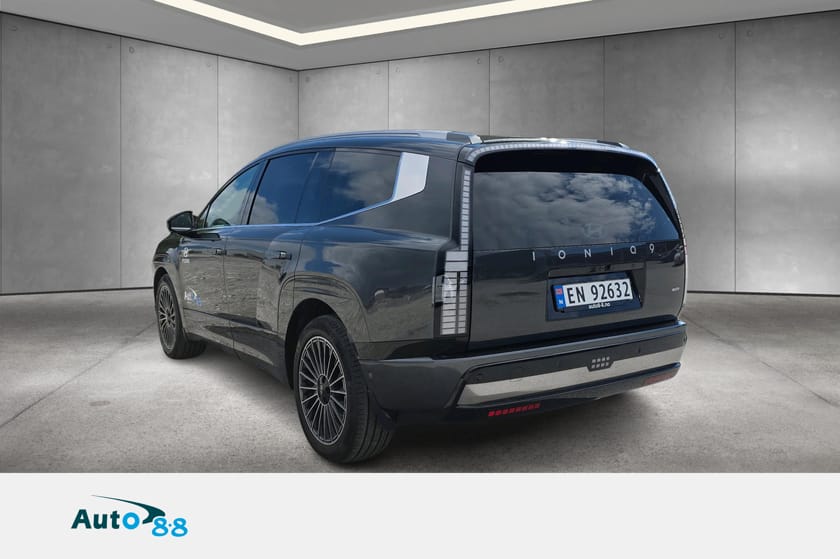 Bilde 3 av Hyundai Ioniq 9 Long Range AWD Calligraphy 7s