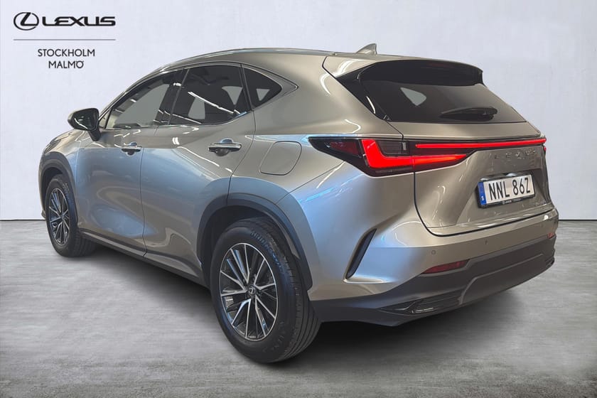 Bild 3 av Lexus NX 450h+ Executive Teknikpaket 309hk P-värm HUD 360° Navi