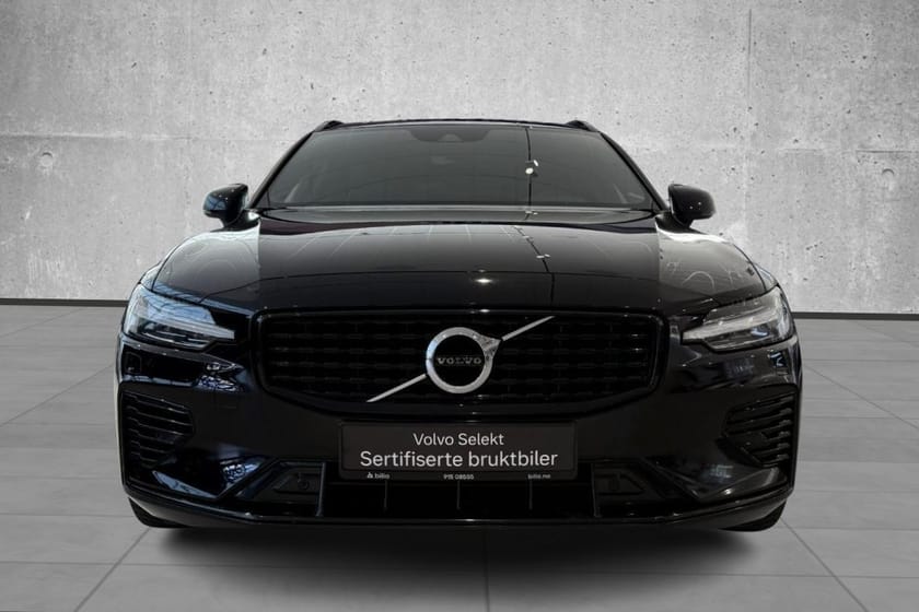 Bilde 2 av Volvo V60 T6II 350Hk R-Deisgn, H.Feste, H/Kardon, Kamera. Varmer