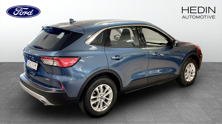 Bild 2 av Ford Kuga Plug-In Hybrid 2.5 FWD 225HK Titanium B-Kamera