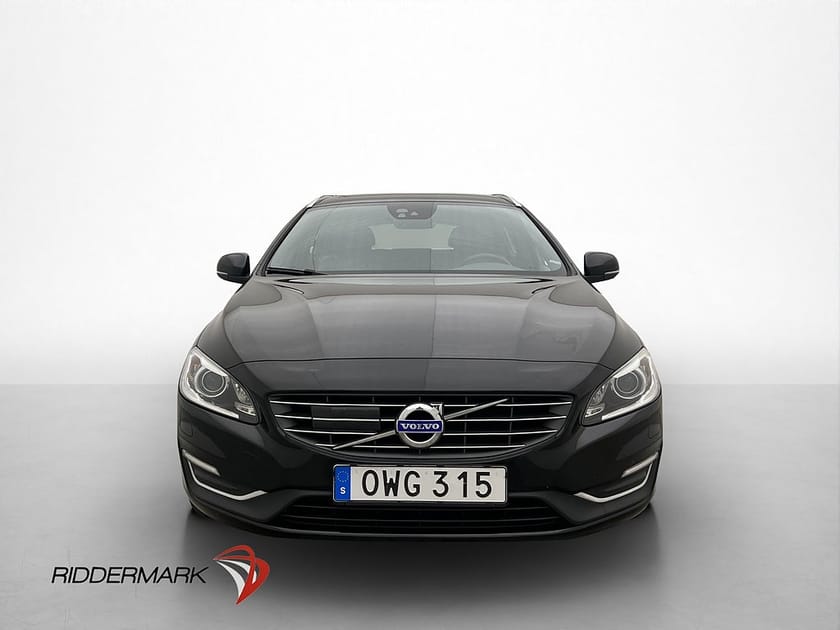 Bild 2 av Volvo V60 D5 Twin Engine AWD Summum VOC Värm Kamera Drag