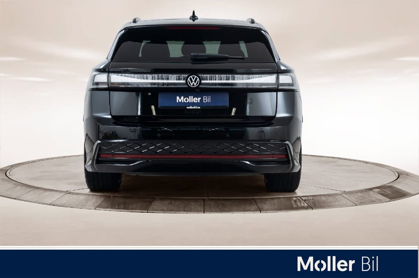 Bilde 4 av Volkswagen ID.7 GTX Tourer