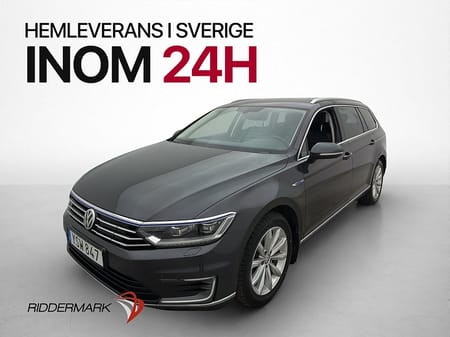 Volkswagen Passat Variant GTE Värmare Drag Kamera CarPlay Adaptiv