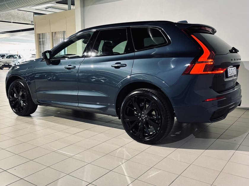 Bild 3 av Volvo XC60 T6 Plus Black Nordic Edition | Omgående leverans |