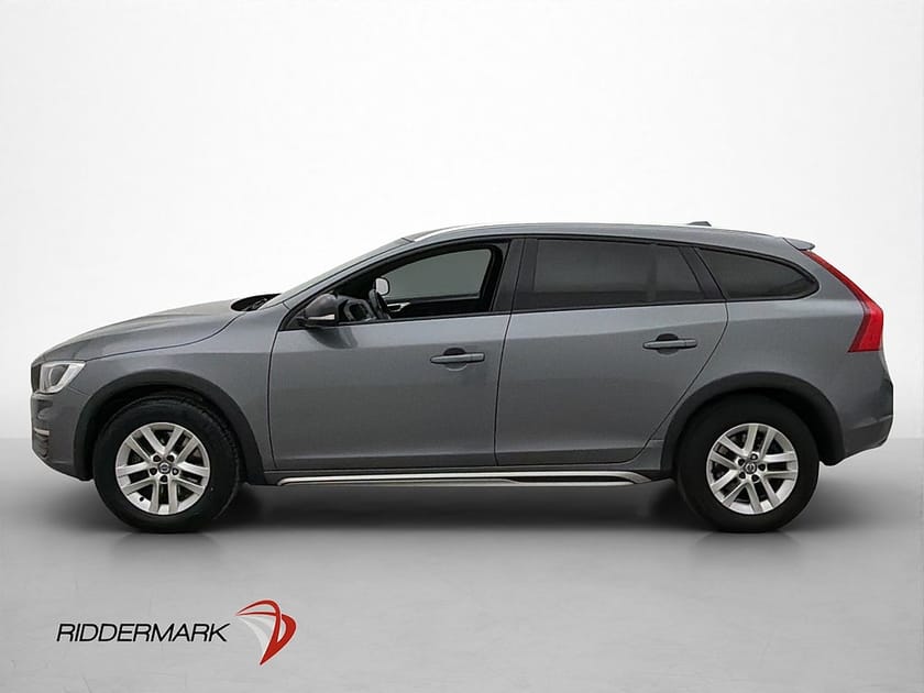 Bild 4 av Volvo V60 Cross Country D4 AWD Momentum Drag Värm Sensorer