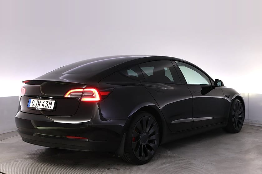 Bild 5 av Tesla Model 3 Performance AWD Refresh Autopilot Panorama