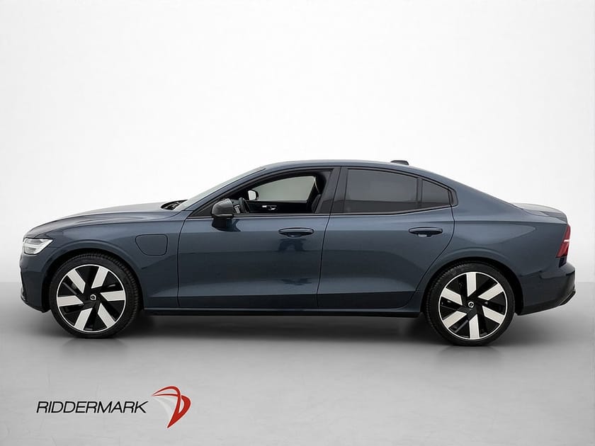 Bild 4 av Volvo S60 T6 AWD Plus Dark Värmare Pano MOMS Drag 360° Pilot
