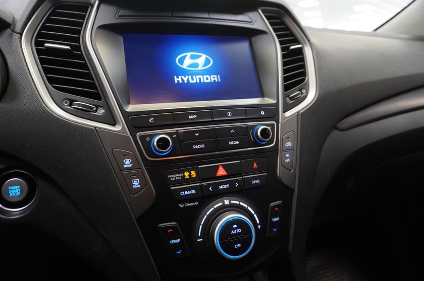 Bild 5 av Hyundai Santa Fe 2.2 CRDi 4WD Premium Drag Läder Navigation