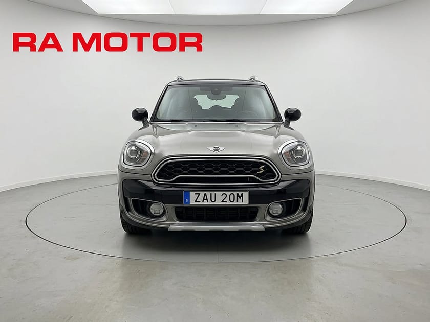 Bild 3 av MINI Countryman Cooper SE ALL4 | Salt II | Plug-In | P-sensorer | Navi