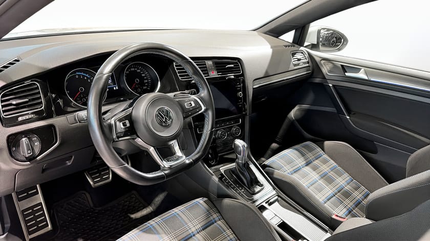 Bild 2 av Volkswagen Golf GTE 1.4 TSI PLUG-IN-HYBRID | Backkamera | Drag