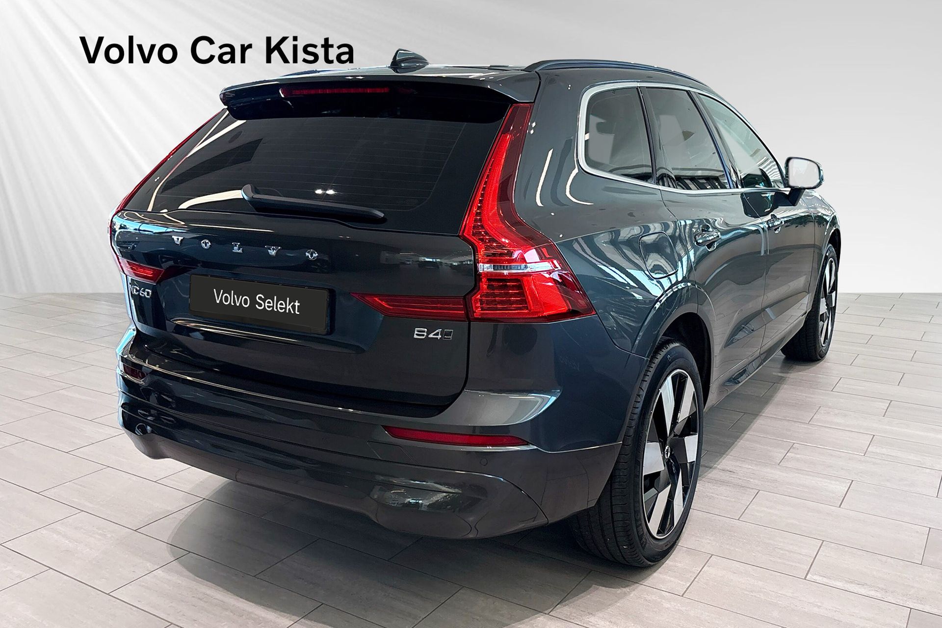 Volvo XC60 B4 AWD Diesel B-Kam 2022, bild 5/10