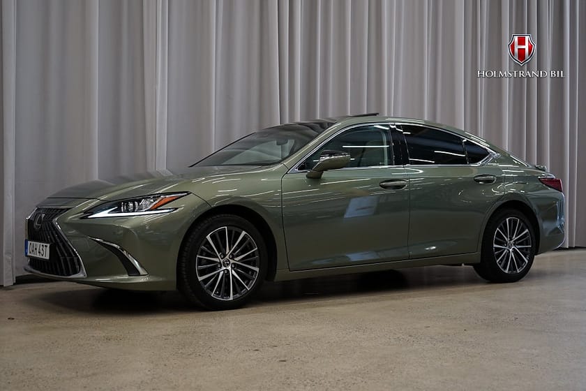 Bild 3 av Lexus ES 300h Limited Edition Taklucka Kamera Rattvärme Skinn