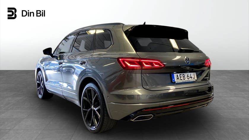 Bild 3 av Volkswagen Touareg R eHybrid 3.0 TSI e-Hybrid | Soft close | Night vision