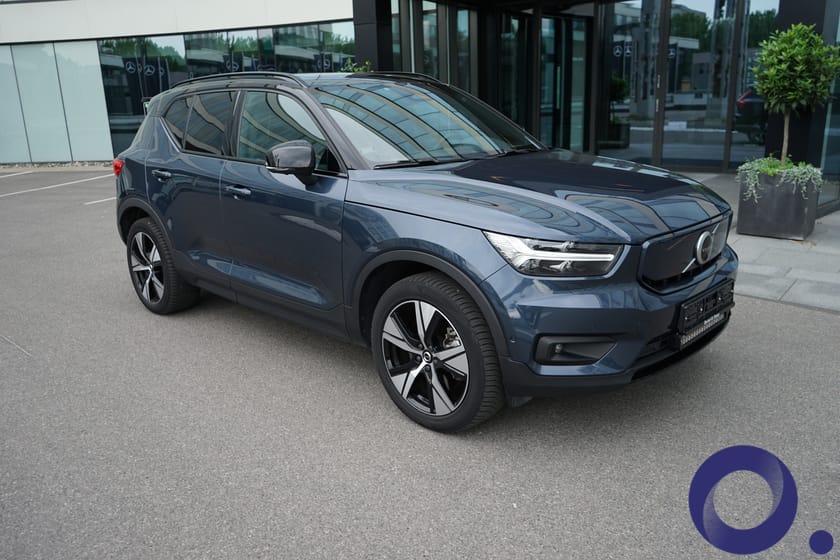 Bilde 2 av Volvo XC40 Recharge Twin motor 4WD – Pro / Spesielt godt utstyrt