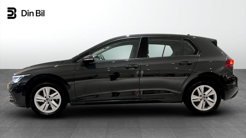 Bild 2 av Volkswagen Golf eTSI110 DSG P-värmare/P-sensorer