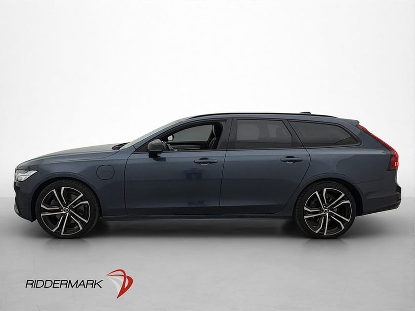 Bild 2 av Volvo V90 T6 AWD R-Design VOC Pano B&W 360° Drag CarPlay