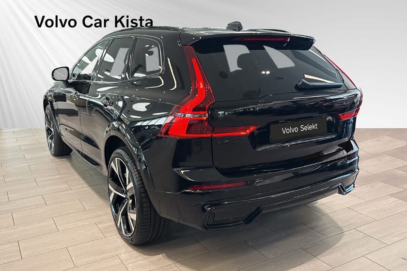 Bild 4 av Volvo XC60 T8 Ultra Black Luftfj Drag HUD Massage B/W