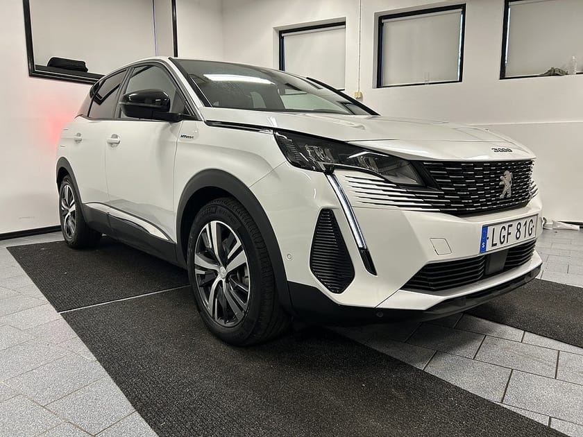 Bild 3 av Peugeot 3008 HYBRID4 300