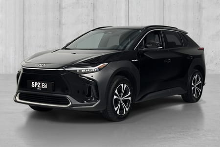 Toyota bZ4X AWD | EXECUTIVE | LYST SKINN | JBL | 360KAMERA | NORSK
