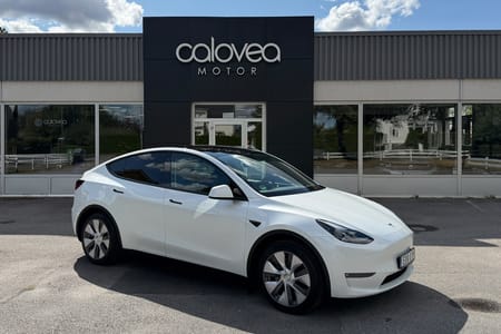 Tesla Model Y Long Range AWD 514 hk Automat - Dragkrok, Momsbil