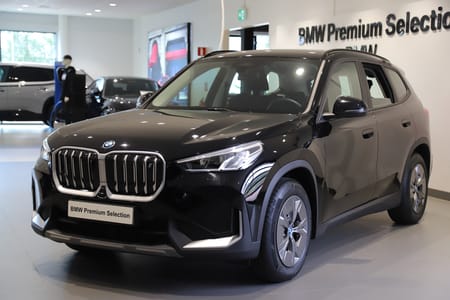 BMW iX1 xDrive30 xDrive 30e / Sportstolar / Dragkrok / DAP