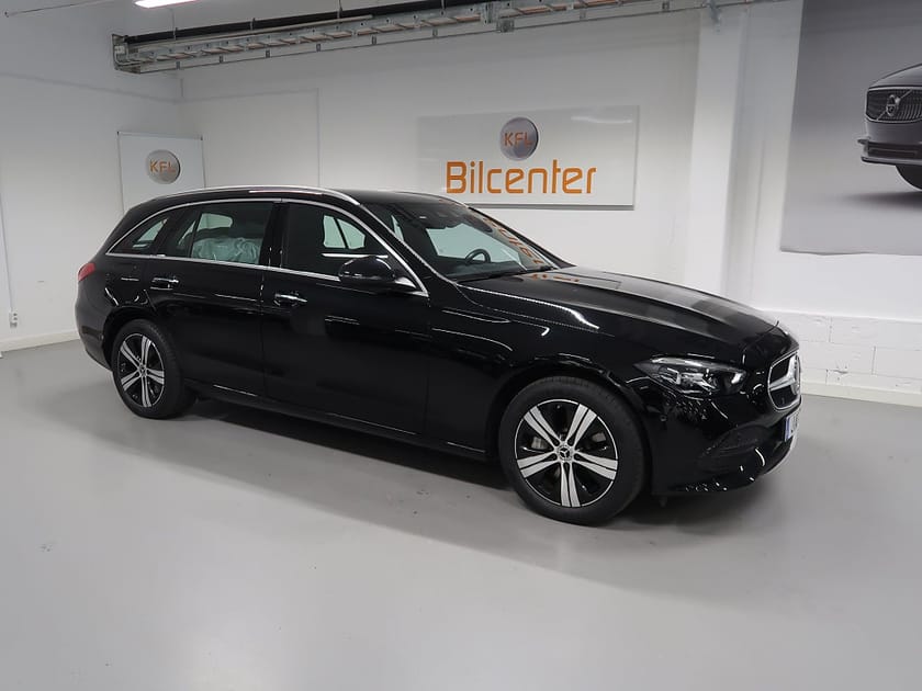 Bild 4 av Mercedes-Benz C 300 T e *Long Range* V-Däck ingår Focal-Drag-Kamera-Els