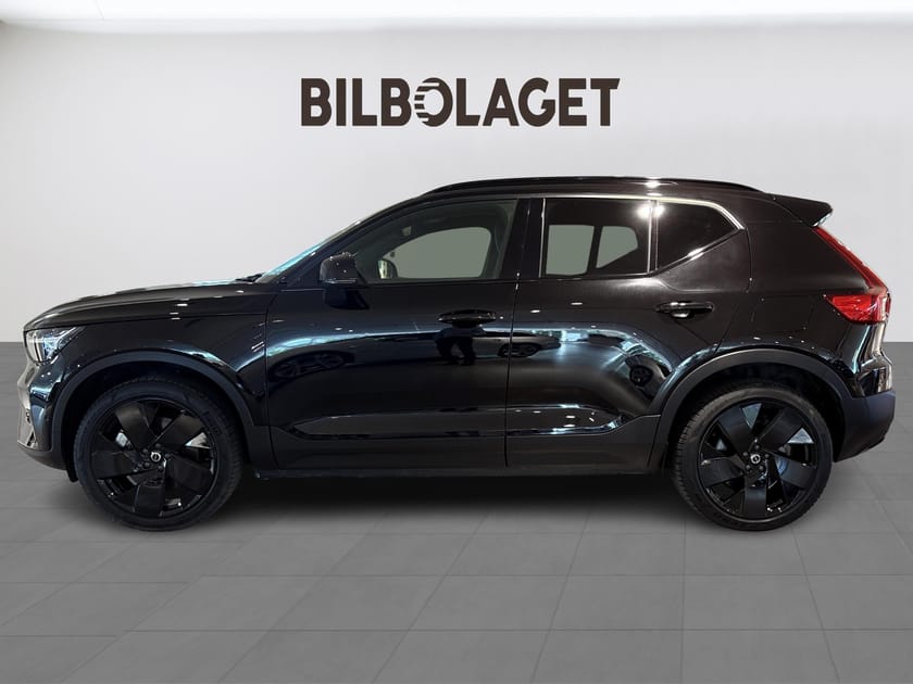 Bild 2 av Volvo EX40 Single Motor Extended Range M R Ultra Black Edt(DRAG/NAVI/PANO/360KAMERA)