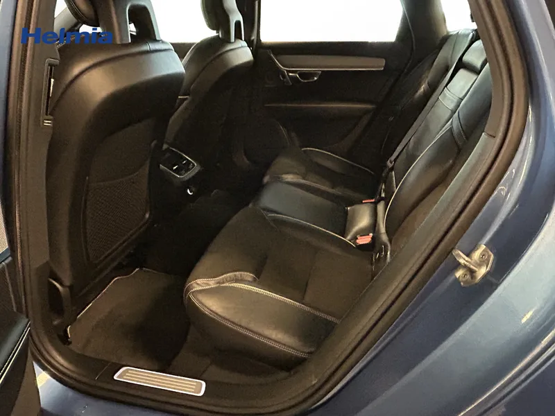 Bild 10 av 12 – Volvo S90 D4 AWD R-Design